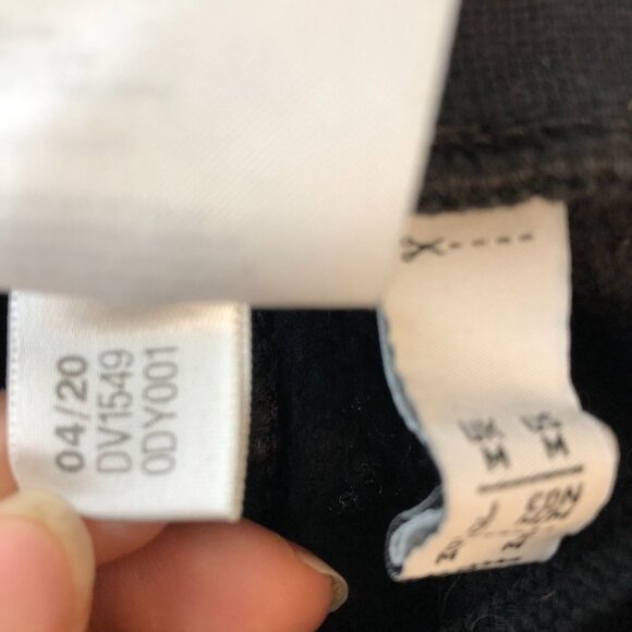 Adidas Junior's black essentials 3 stripes jogger pants size M - Picture 13 of 16